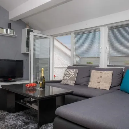 Apartments Buki Апартаменты *
