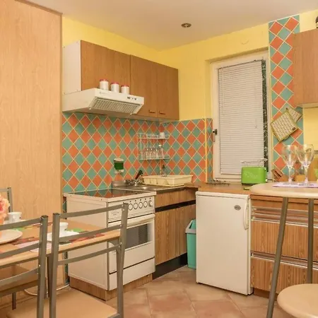 Апартаменты Apartments Buki Драмаль