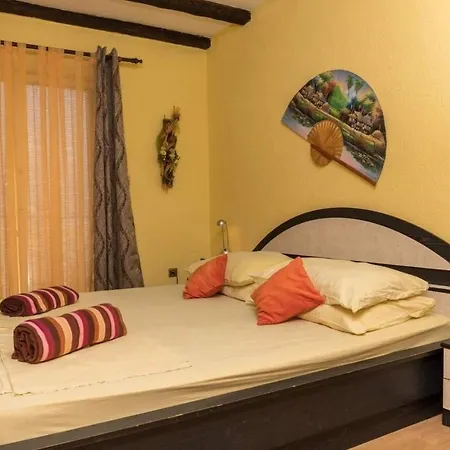 Апартаменты Apartments Buki Драмаль