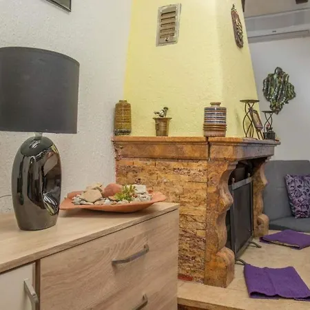 Апартаменты Apartments Buki Драмаль