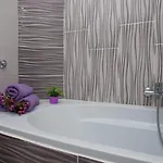 Apartments Buki *