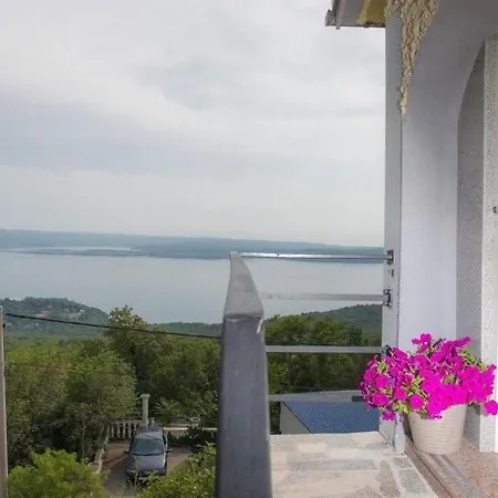 Apartments Buki Dramalj